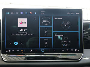 Volkswagen Tiguan Elegance 2.0 TDI 4M DSG 13 navigation