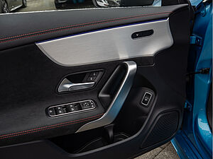 Mercedes-Benz CLA 220 d Coupé AMG Sport Advanced Plus 22 navigation