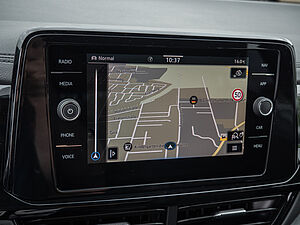 Volkswagen T-Roc Style 2.0 l TDI 150 PS DSG 10 navigation