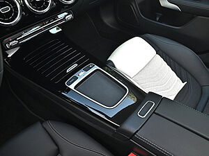 Mercedes-Benz CLA 180 Coupé Progressive Advanced 14 navigation