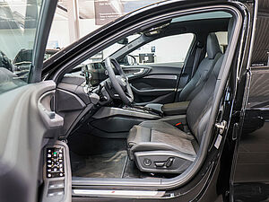 Audi A5 Avant e-hybrid quattro 9 navigation