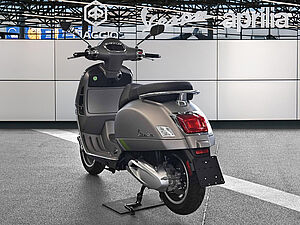 Vespa GTS Super 310 GTS 310 Super TECH E5+ 2 navigation