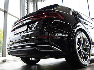 Audi Q8 55 TFSI e quattro 34 navigation