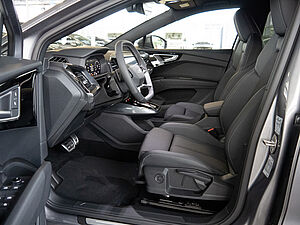 Audi Q4 45 e-tron 210 kW 10 navigation