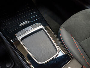 Mercedes-Benz CLA 200 Coupé AMG Sport Premium 14 navigation
