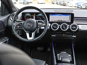 Mercedes-Benz EQB 250 Progressive 9 navigation