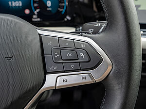 Volkswagen Golf VIII Life 1,5 l eTSI DSG 16 navigation