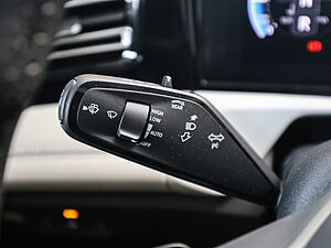 Volkswagen Tiguan Elegance 2,0 l TDI DSG 32 navigation