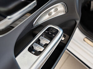 Mercedes-Benz E 200 4M AMG Sport Advanced Superscreen 27 navigation