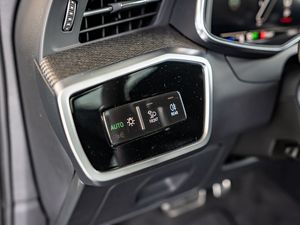 Audi RS6 Avant 4.0 TFSI quattro AHK PANO B+O HUD 19 navigation