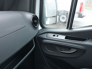 Mercedes-Benz Sprinter 311CDi Pritsche L2 14 navigation