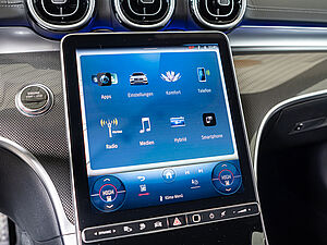 Mercedes-Benz C 300 e AMG Sport Advanced 11 navigation