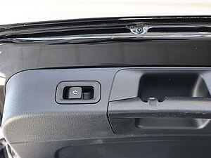 Mercedes-Benz GLB 250 4M Progressive Advanced 7-Sitzer 34 navigation