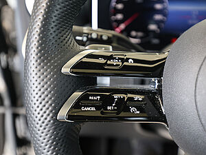 Mercedes-Benz GLC 300 e 4M AMG Sport Premium Plus 19 navigation