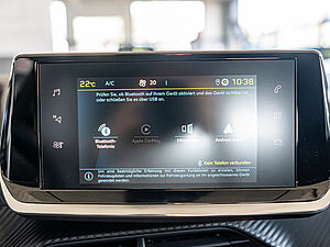 Peugeot 2008 e-Active Elektromotor 136 Automatik 9 navigation