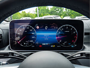 Mercedes-Benz C 300 AMG Sport Advanced Plus 13 navigation