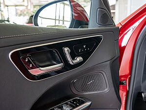 Mercedes-Benz C 300 d 4M AMG Sport Advanced Plus 27 navigation