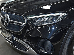 Mercedes-Benz GLC 220 d 4M Avantgarde Advanced Plus 30 navigation