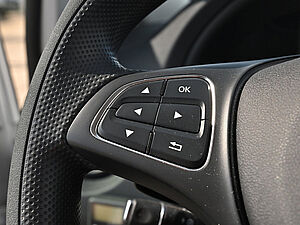 Mercedes-Benz Vito e112 Lang Standheizung 18 navigation