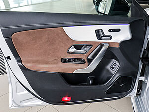 Mercedes-Benz CLA 45 AMG SB S 4M 31 navigation