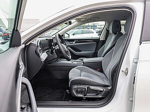 Volkswagen Passat Variant Business 2,0 l TDI DSG 10 navigation