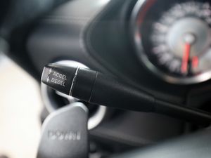 Mercedes-Benz SLS AMG Flügeltürer schwarz/schwarz Xenon Nav 25 navigation