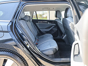 Volkswagen Passat Variant Business 1,5 l eTSI DSG 4 navigation