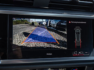 Audi Q3 35 TDI S line 13 navigation