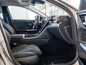 Mercedes-Benz C 200 T AMG Sport Premium 2 navigation