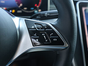 Mercedes-Benz C 200 d Avantgarde Advanced Plus 18 navigation