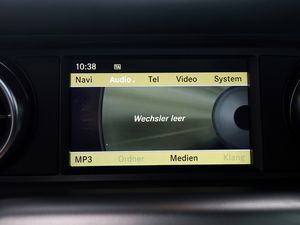 Mercedes-Benz SLS AMG Flügeltürer schwarz/schwarz Xenon Nav 12 navigation