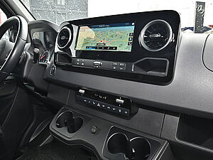 Mercedes-Benz Sprinter Kasten 319 CDI 4x4 10 navigation