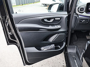 Mercedes-Benz V 300 d AVANTGARDE Extralang 28 navigation