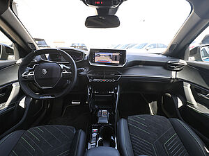 Peugeot 2008 GT HYBRID 145 e-DSC6 6 navigation