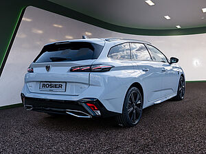 Peugeot 308 SW GT HYBRID 145 e-DSC6 3 navigation