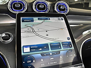 Mercedes-Benz GLC 300 e 4M AMG Sport Premium Plus 11 navigation