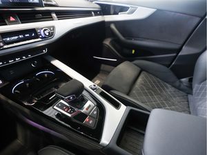 Audi RS5 Sportback Abstandstemp. LED HUD Navi Soun 22 navigation