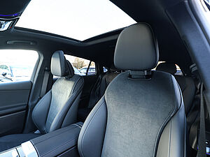 Mercedes-Benz GLC 220 d 4M Coupé AMG Sport 29 navigation