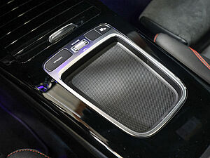 Mercedes-Benz CLA 200 SB d AMG Sport Premium Plus 16 navigation
