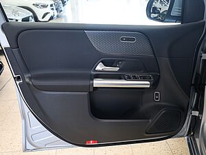 Mercedes-Benz B 220 d Progressive Advanced 30 navigation