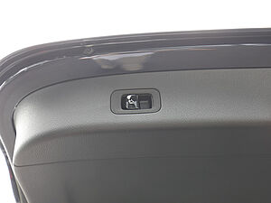 Mercedes-Benz GLC 220 d 4M AMG Line 32 navigation