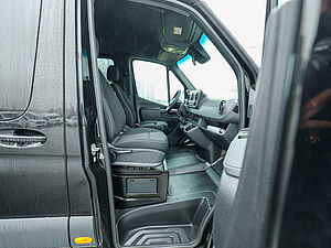 Mercedes-Benz Sprinter 317 CDI Behindertentransport Tourer L2H2 3 navigation
