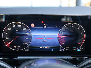 Mercedes-Benz GLA 180 Progressive Advanced 19 navigation