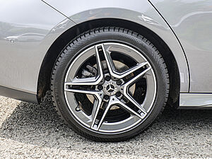 Mercedes-Benz CLA 200 SB AMG 5 navigation