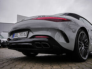 Mercedes-Benz SL 63 AMG 4M+ 35 navigation