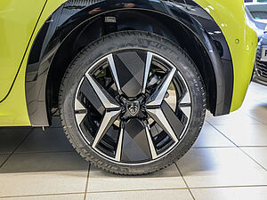 Peugeot 208 GT PureTech 100 5 navigation
