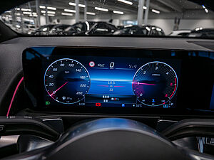 Mercedes-Benz GLB 200 d 14 navigation