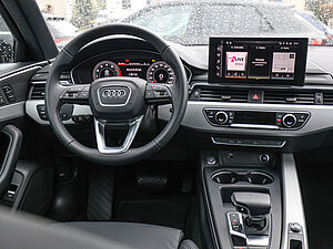 Audi A4 Avant S line 35 TFSI S tronic 8 navigation