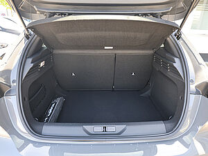 Peugeot 308 Allure HYBRID 145 e-DSC6 31 navigation