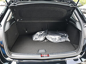 Mercedes-Benz A 250 e 32 navigation